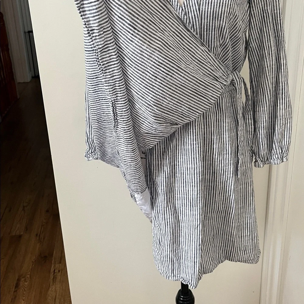 Old Navy Blue & White Striped Long Sleeve V-Neck Dress - Picture 11 of 13